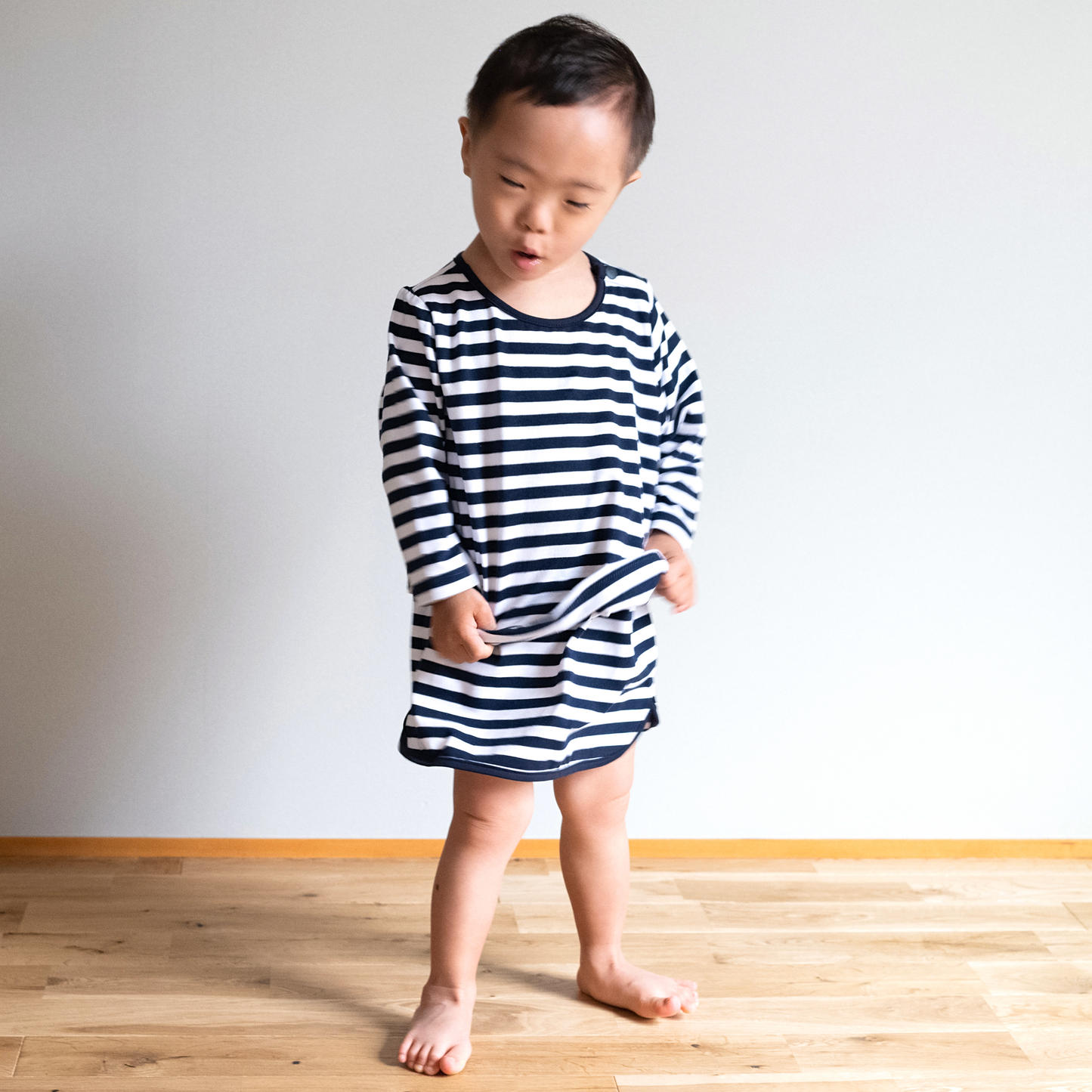 おなか出ないロンTのモデル着用画像2
